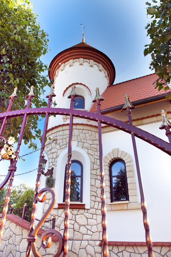 Zamek Pod Brzozami, Wynajem Pokoi Apartment Krynica Zdroj Exterior photo